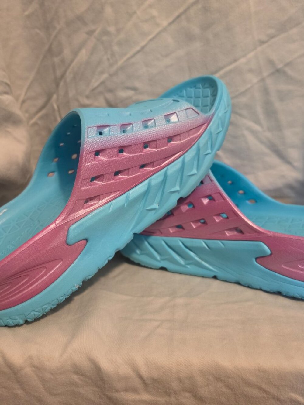 Hoka One One ORA recovery slides, M8, W10 - Picture 2 of 4